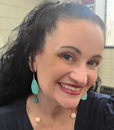 Portrait of Luciana De Oliveira